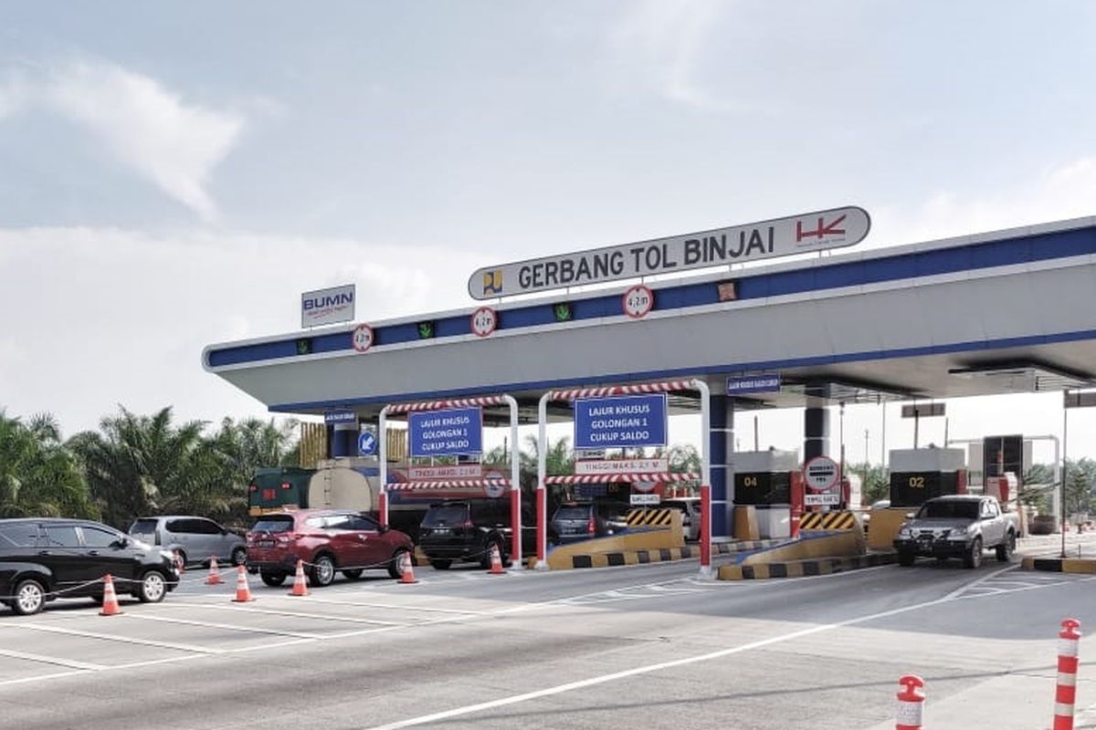 Gerbang Tol Binjai.