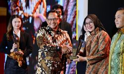 Pemkab Banyuwangi Raih Penghargaan Tata Kelola Pemerintahan Terbaik dari Kemendagri 