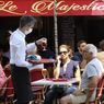 Paris Masuk Zona Hijau Virus Corona, Orang-orang 