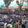 Demo Mahasiswa di Padang Ricuh, Massa Rusak Kawat Pembatas Polisi