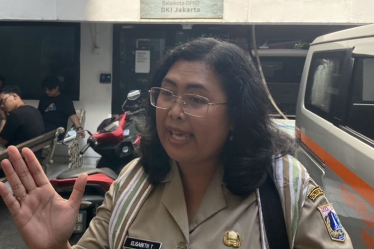Kepala Sub Perencanaan Air Bersih Dinas Sumber Daya Air (SDA) DKI Jakarta Elisabeth Tarigan di Balai Kota, Selasa (27/2/2024).