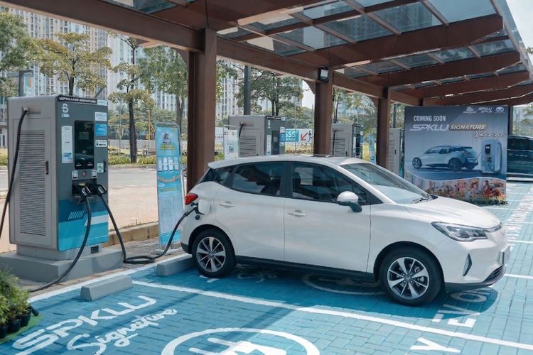 Bekasi Punya SPKLU Terbesar di Indonesia, Kapasitas Setara Listrik Industri