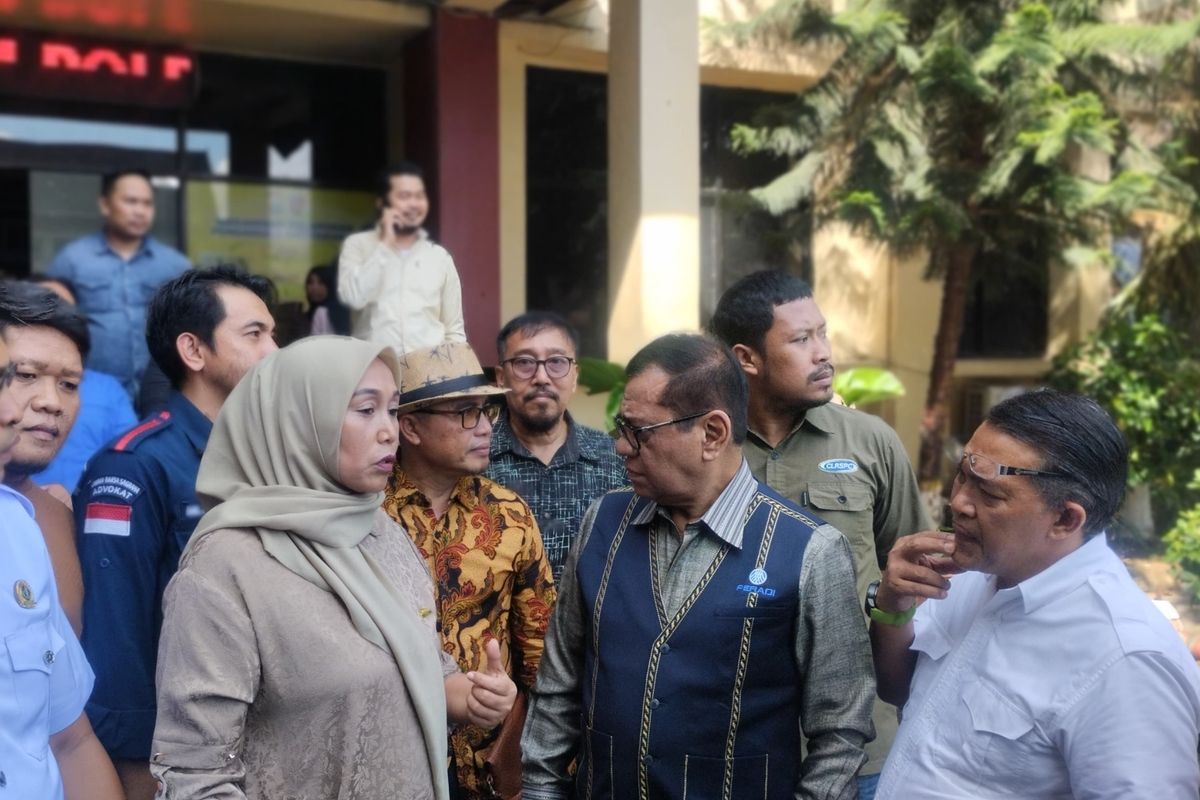 Maryam yang hadir didampingi sejumlah tim kuasa hukum di Ditreskrimum Polda Sulsel, Jalan Perintis Kemerdekaan, Kota Makassar, Sulsel, Senin (6/1/2025)
