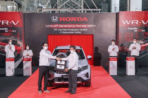 Honda Mulai Produksi Massal WR-V di Karawang