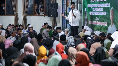 Ganjar Ajak Ulama Tebar Pesan Damai Jelang Pencoblosan