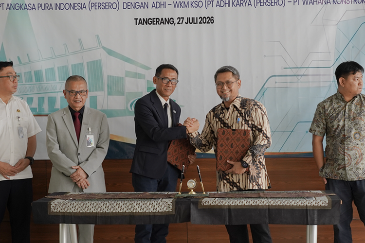 ADHI Karya Teken Kontrak Pengembangan Bandara Sentani, Kapasitas Penumpang Ditargetkan Capai 2,9 Juta
