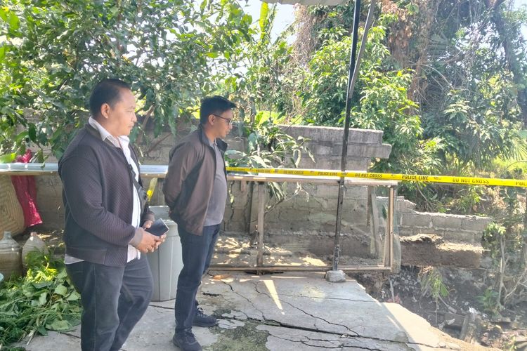 Fondasi Rumah Ambles, Dua Rumah di Klungkung Bali Roboh