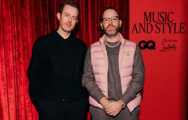 Grup Elektronik Duo Chase &amp; Status