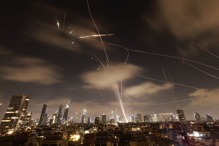 AS Serang Iran di Tengah Konflik dengan Israel, Ini 4 Dampak yang Mungkin Terjadi