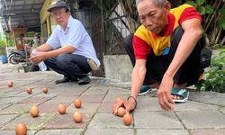 Festival Perahu Naga Peh Cun 2024 Kota Tangerang, Masyarakat Antusias Dirikan Telur hingga Lomba Lepas Bebek