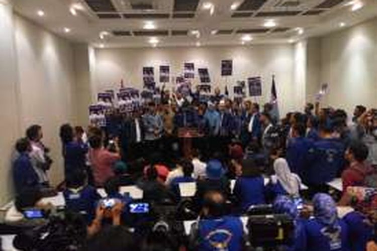 Partai Demokrat mendeklarasikan pasangan Wahidin Hamid dan Andika Azrumy sebagai pasangan calon gubernur dan calon wakil gubernur Banten dalam Pilgub 2017, Senin (8/8/2016).