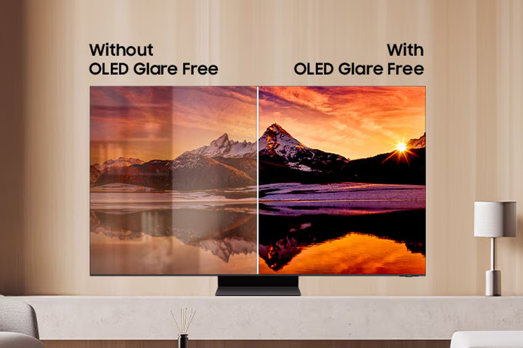  Layar Samsung OLED TV S95D kini sudah bebas pantulan cahaya karena dilengkapi teknologi glare-free.