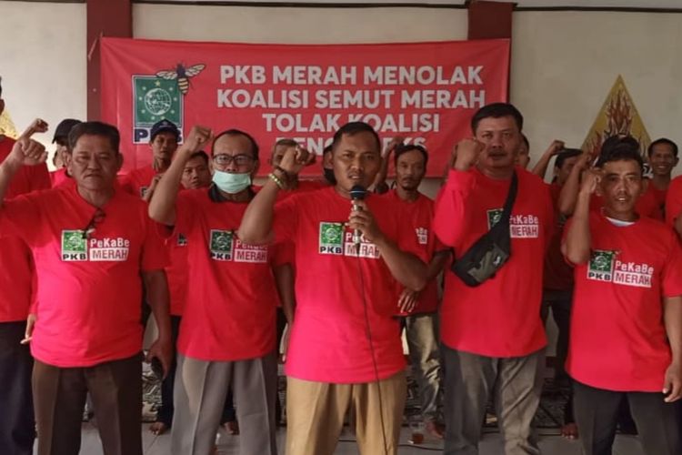 Aksi Pekabe merah di Pemalang tolak koalisi PKB-PKS