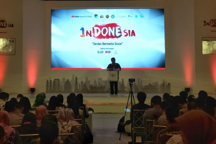 Acara penutupan rangkaian pelatihan #1nDONEsia: Cerdas Bermedia Sosial yang digagas oleh YouTube Creators for Change dan Maarif Institute, di UOB Plaza, Jakarta Pusat, Jumat (8/12/2017).