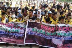 Ratusan Siswa SMAN 2 Demo Tuduh Kepala Sekolah Lakukan Pungli