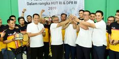 Acara HUT DPR RI Ditutup dengan Pertandingan Bulu Tangkis