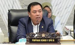 Soal Tanggul Laut Pantura, Lasarus: Perhatikan Dampak Lingkungannya