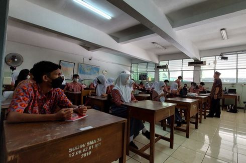 Diskresi SKB 4 Menteri, Ini Aturan PTM Terbaru Jika Ada Positif Covid-19