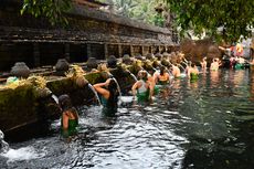 Pura Tirta Empul Tampak Siring, Gianyar: Harga Tiket, Jam Buka, dan Aturan Melukat