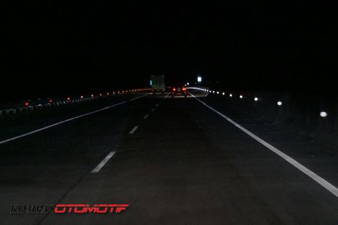 Minim Penerangan, Waspada Berkendara Malam Hari di Tol Trans Jawa