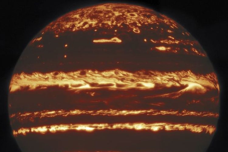 Penampakan potret terbaru Jupiter. Gambar ini ditangkap oleh Teleskop Gemini di Hawaii menggunakan inframerah, dan menjadi salah satu citra Jupiter yang paling jelas, yang pernah diambil dari Bumi. 