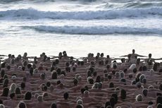 2.500 Orang Difoto Telanjang di Pantai Australia, Suarakan Kesadaran Kanker Kulit