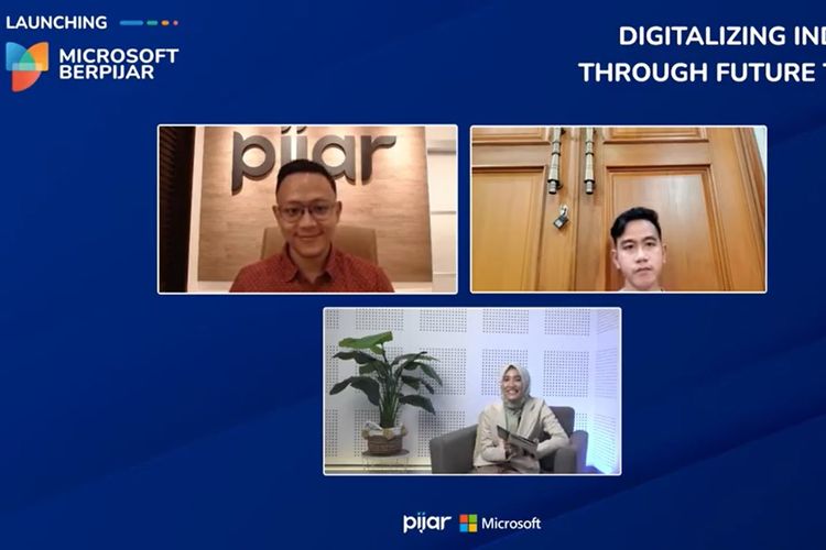 program Microsoft Berpijar ?Digitalizing Indonesia through Future Talents? 