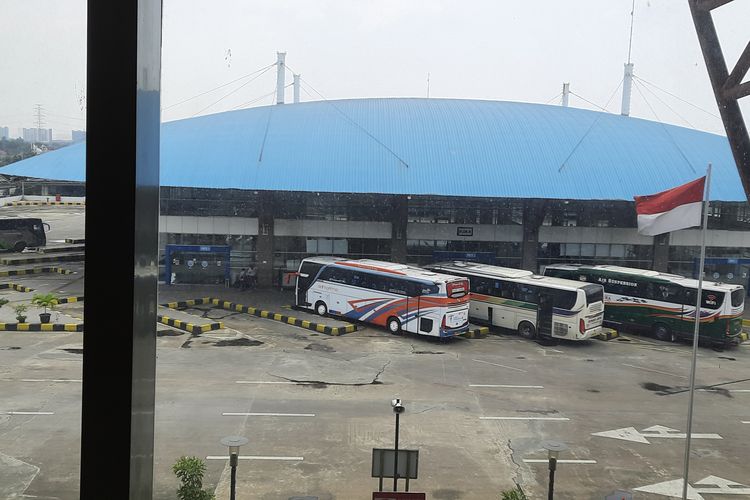Terminal Terpadu Pulo Gebang di Jakarta Timur. Foto diambil pada Selasa (13/4/2021).
