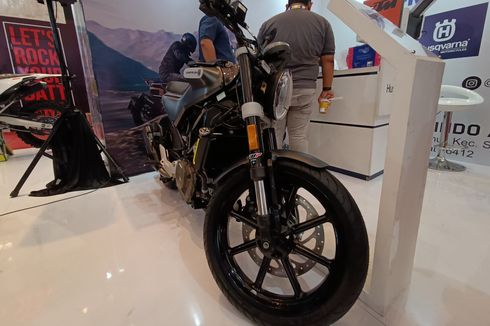 Husqvarna Svartpilen 250, Torsinya Nendang Sejak Buka Gas 