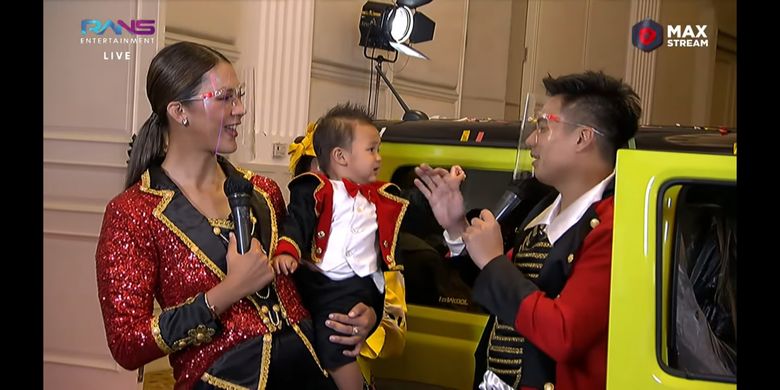 Fakta Mewahnya Perayaan Ulang Tahun Kiano Dihadiri Artis Kondang Dan Kado Mobil Dari Baim Wong Halaman All Kompas Com