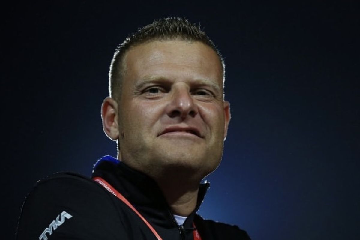 Persebaya resmi mengumumkan pelatih baru mereka yakni Josep Gombau. Persebaya mengumumkan Josep Gombau sebagai arsitek baru mereka pada Kamis (14/9/2023).