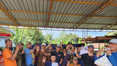 Pose 2 Jari, Kades di Serang Hari Ini Diperiksa Bawaslu