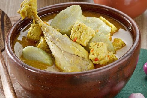 Resep Lontong Tuyuhan Rembang, Mirip Opor Ayam Jawa