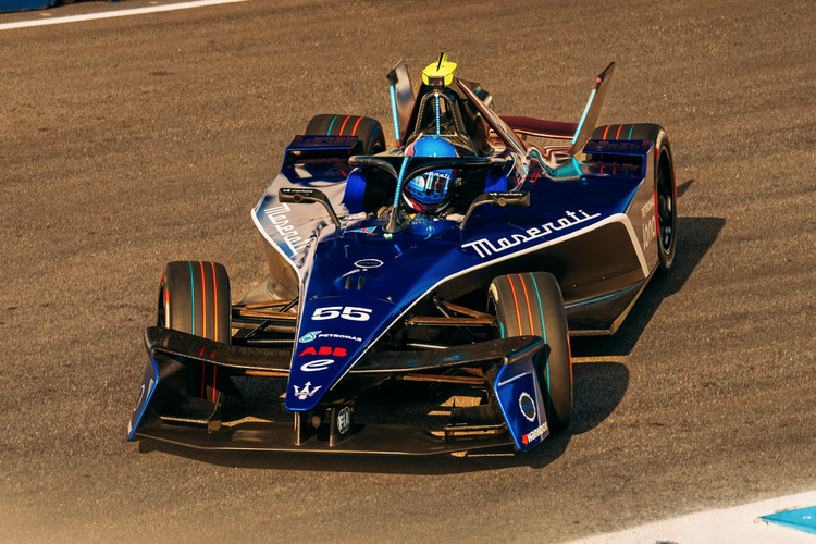 Pebalap Formula E Jake Hughes - Maserati MSG Racing
