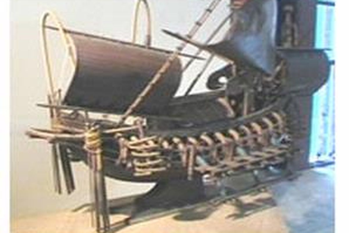 Miniatur Perahu Majapahit