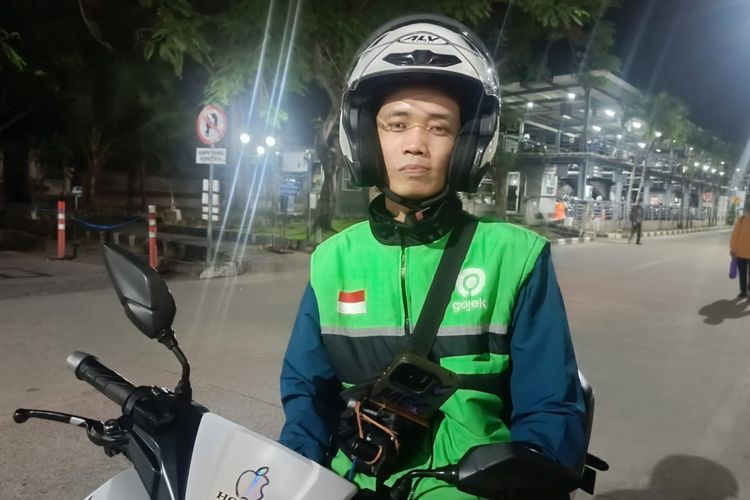 Kisah Ojek Online di Bali: Terbantu Tip dari Turis Asing, Tak Berkutik Saat Banjir