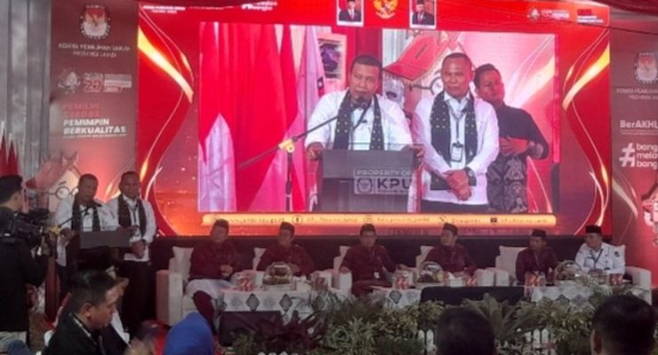 Mendaftar Jadi Cagub Jambi, Romi Ingin Tuntaskan Kemacetan