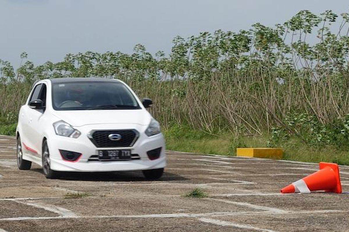 Datsun Indonesia menguji performa Datsun lewat berbagai kegiatan.