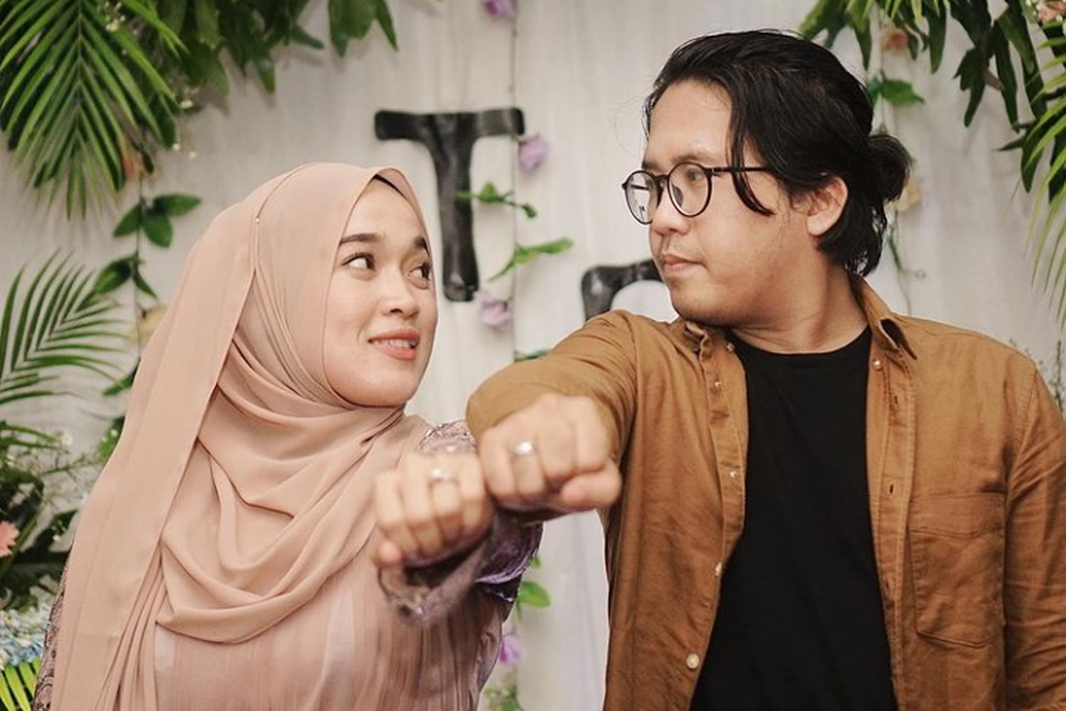 Pasangan Ririe Fairus dan Ayus Sabyan