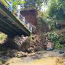 Jembatan di Pasuruan Amblas, Warga Harus Memutar 2 Km