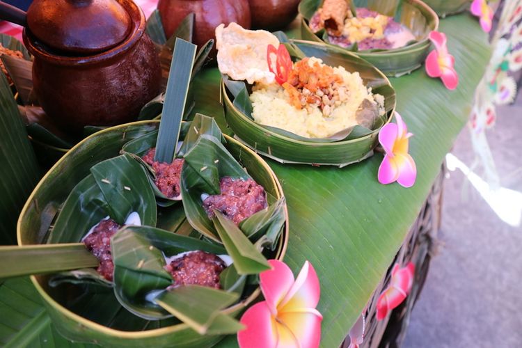 Jajanan khas Bali di Ubud Food Festival. 