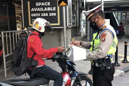 Lawah Arah di Sekitar Stasiun MRT Blok A, 39 Pengendara Motor Ditilang Polisi