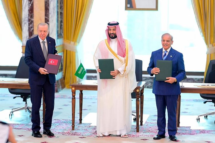 Arab Saudi Tegaskan Blok Militer Baru dengan Pakistan-Turkiye Tak Terkait Ambisi Nuklir