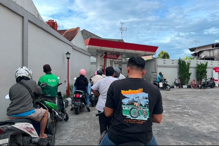 Harga Pertamax Naik: Stok Pertalite di Sumbar Aman, 24.000 Kiloliter Proses Bongkar Muat di Teluk Kabung