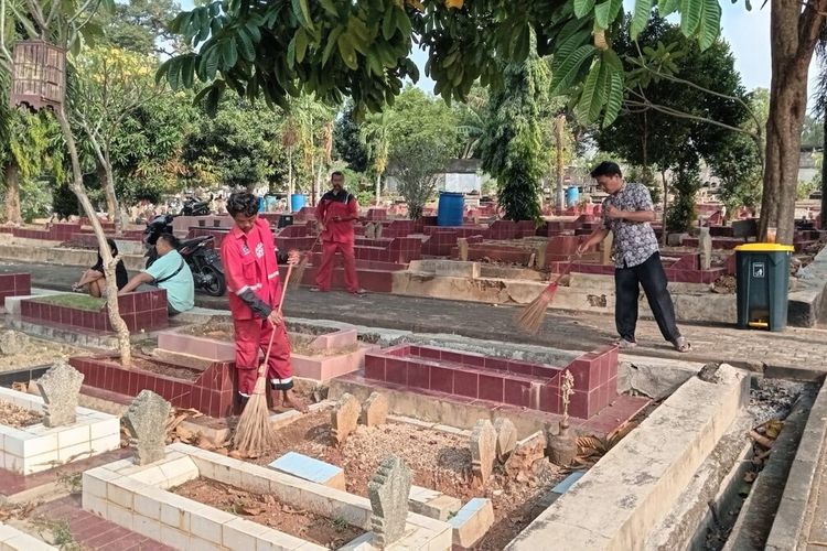 Empat TPU di Semarang Penuh, Pemakaman Baru Hanya Bisa Sistem Tumpang