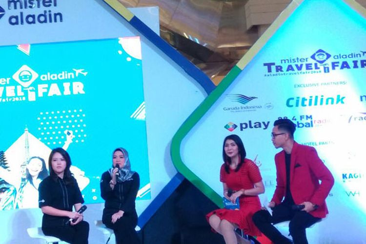 CEO Mister Aladin, Veranika  Gunawan dan Chief Operating Officer Mister Aladin, Nitha Sudewo saat pembukaan Mister Aladin Travel Fair 2018 di Mal Kota Kasablanka, Kamis (19/4/2018). Mister Aladin Travel Fair berlangsung 19-22 April 2018.