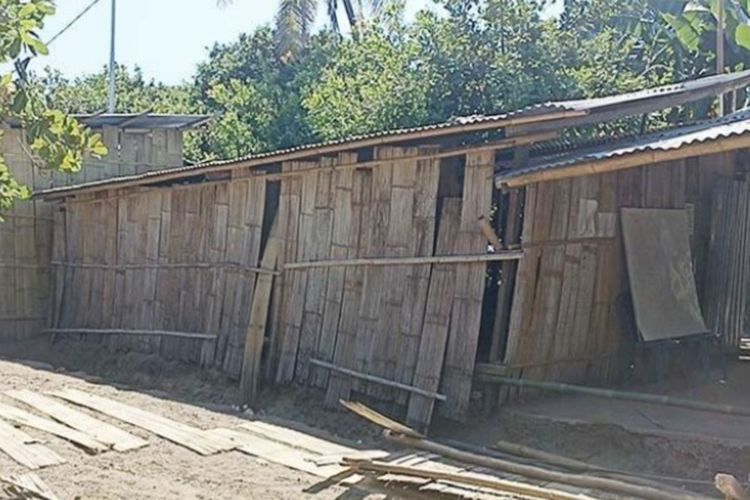 Foto: Kondisi bangunan Sekolah Dasar Negeri Oka, Desa Ladolaka, Kecamatan Palue, Kabupaten Sikka, Nusa Tenggara Timur (NTT).