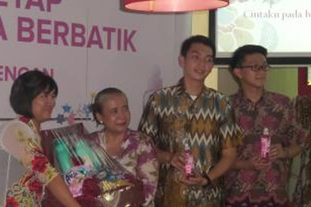 Konferensi pers Attack Batik Cleaner di Retro Cafe, Menara Bidakara, Rabu (30/9/2015).