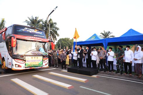 Wali Kota Tangerang Lepas Keberangkatan 389 Calon Jemaah Haji 2022