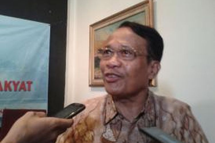 Anggota DPD RI asal Riau, Abdul Gafar Usman saat ditemui usai menjadi pembicara dalam acara diskusi di Cikini, Jakarta, Minggu (20/9/2015)